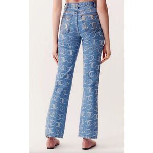 Chanel 23B Runway Light Blue Denim White CC Printed Logo Sequin Skinny Jeans 36